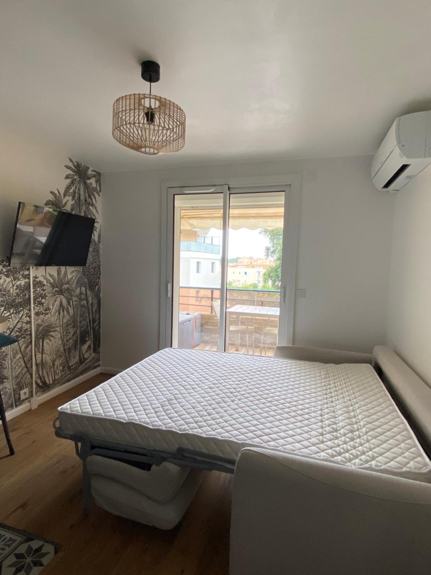 Studio 150 M De Plage Golfe De Saint-Tropez Cavalaire-sur-Mer Eksteriør billede
